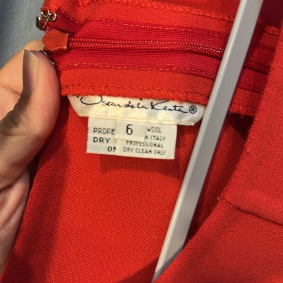 Oscar de la Renta Red Wool  Sleeveless Midi Dress - Picture 2 of 6